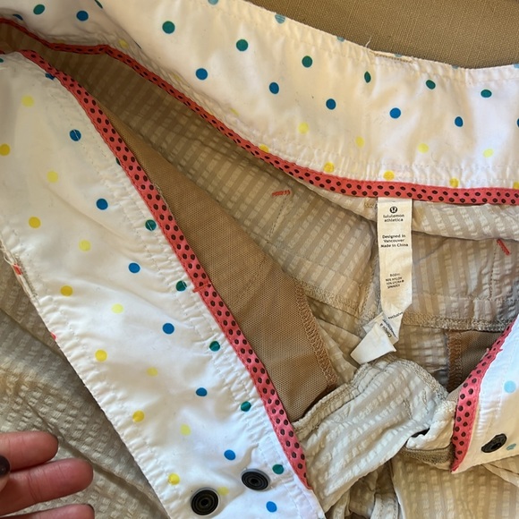 LULU golf short walking short with pockets and key storage - Picture 6 of 8